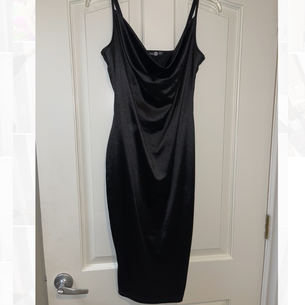 Boohoo Cowl Neck Midi Dress- Black